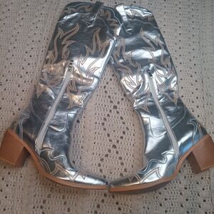 Wet Kiss Womens 10.5 Silver Knee High Cowboy Boots‎ Festival Concert NWOT Y2K